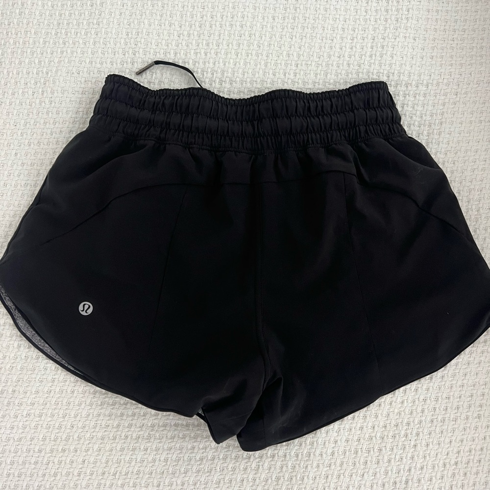 Reversible lululemon shorts - Picture 3 of 3